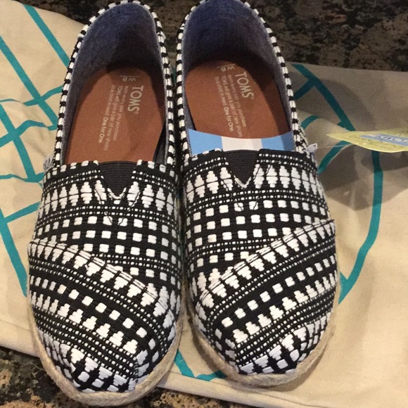 Toms Shoes - Toms Black diamond tribal rope-sole shoes